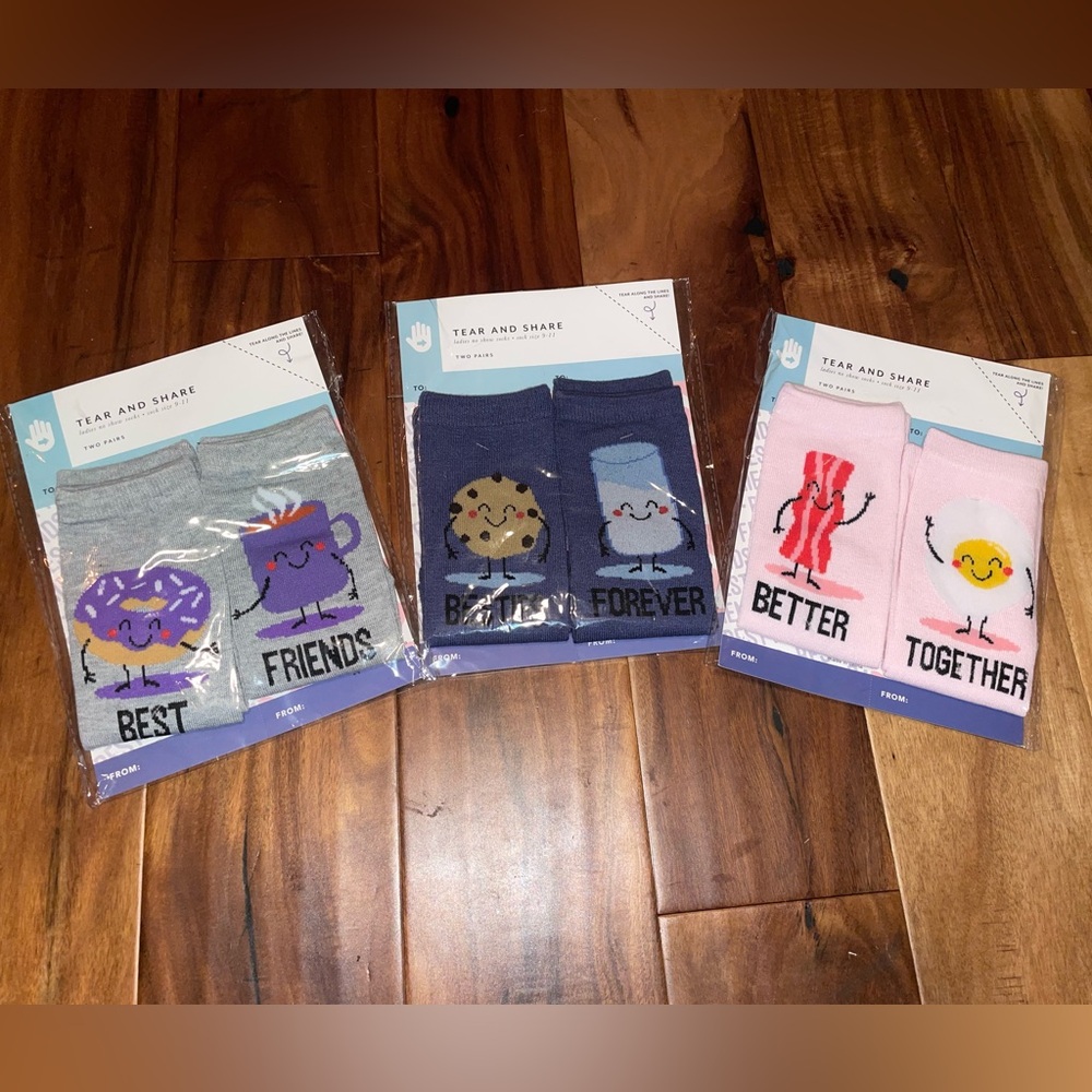 NWT 3 packs of best friend socks 
2pairs of no show socks in pack 6 pairs total